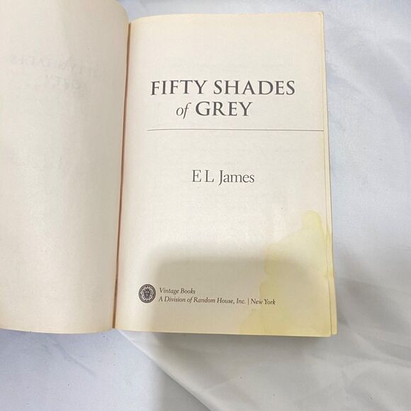 Fifty Shades Of Grey Book One of the Fifty Set Paperback By E L James - Picture 6 of 8